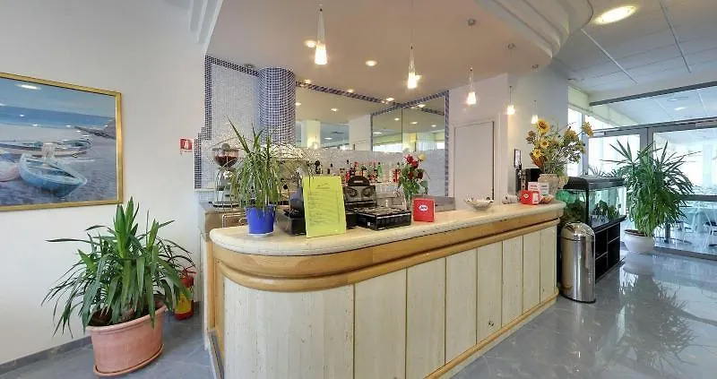 Hotel Nord Est Каттолика 4*,  Италия