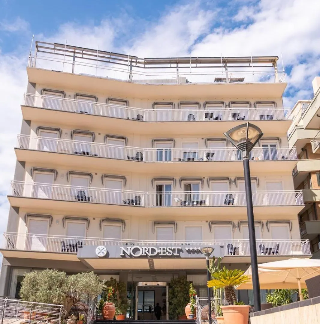 Hotel Nord Est Каттолика 4*,  Италия