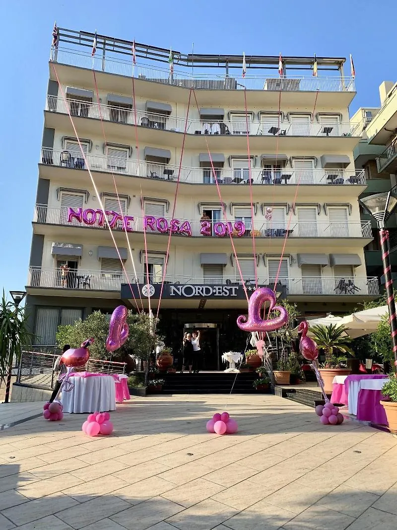 Hotel Nord Est Cattolica 4*,